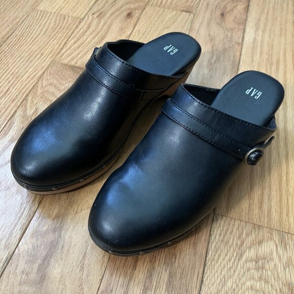 Gap Faux Leather Clogs Womens 7 Black Studded Minimalist - Picture 2 of 10